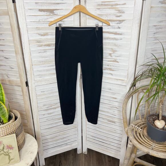 SPANX Women's M Shapewear Workout Legging Black Perforated Leg Seamless Waist - Picture 2 of 12